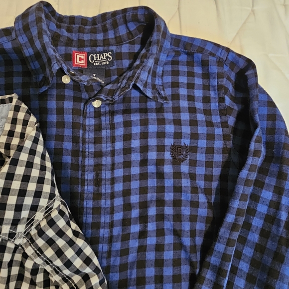 3 Boys size 7 button down shirts - Picture 4 of 5